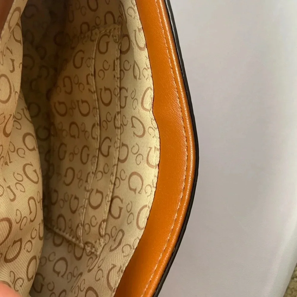 Guess Tan Leather Crossbody Bag Silver Braided Chain Handle EUC Like New